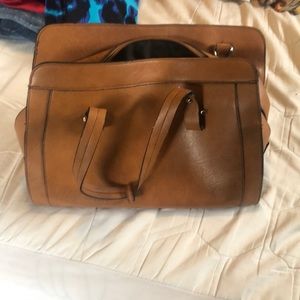 Camel purse no flaws